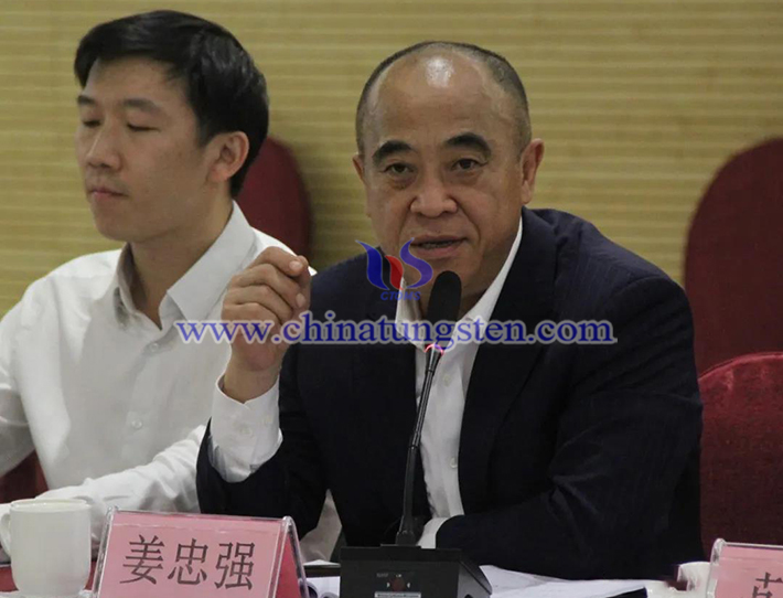 洛陽(yáng)欒川鉬業(yè)集團(tuán)股份有限公司中國(guó)區(qū)副總經(jīng)理姜忠強(qiáng)(代表李發(fā)本主席)