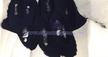 中鎢線上紫色氧化鎢圖片